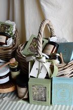 The Gatherer Hamper