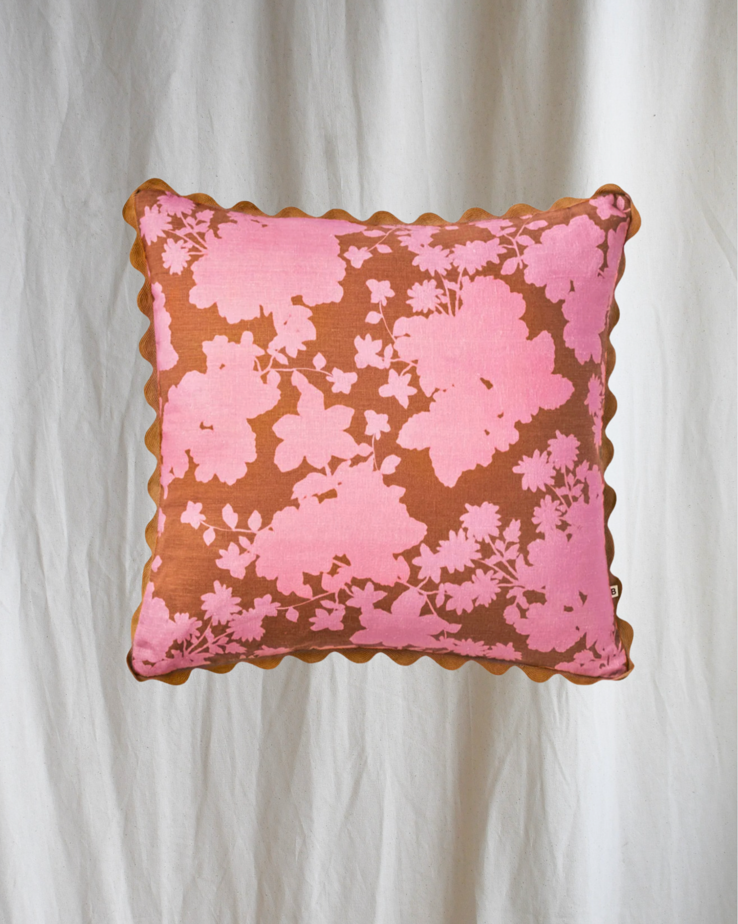 Gardenia Cerise Linen Cushion