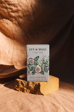 IVY & WOOD CANDLE